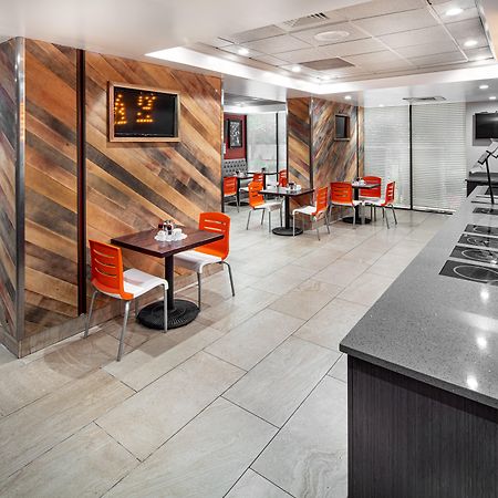 Holiday Inn Hotel Atlanta-Northlake, A Full Service Hotel Такер Екстер'єр фото