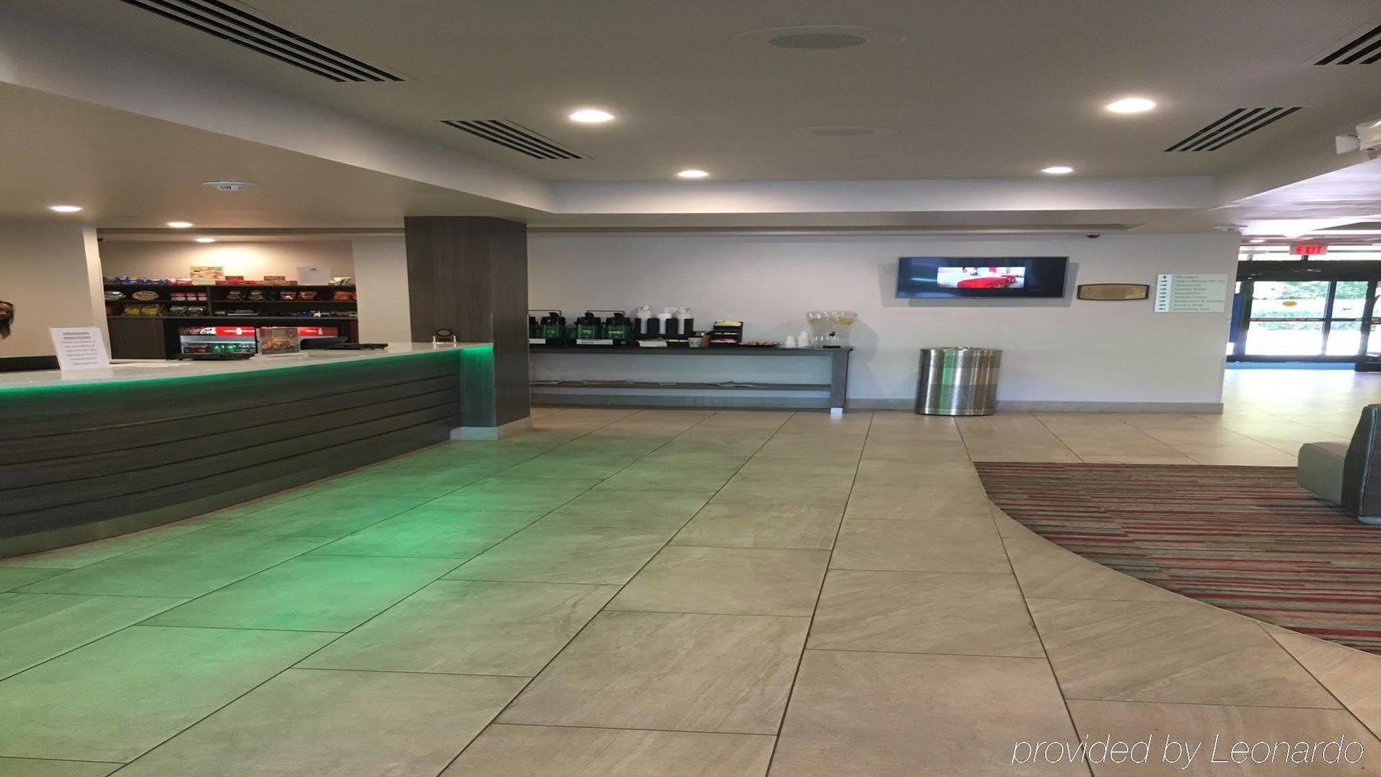 Holiday Inn Hotel Atlanta-Northlake, A Full Service Hotel Такер Екстер'єр фото